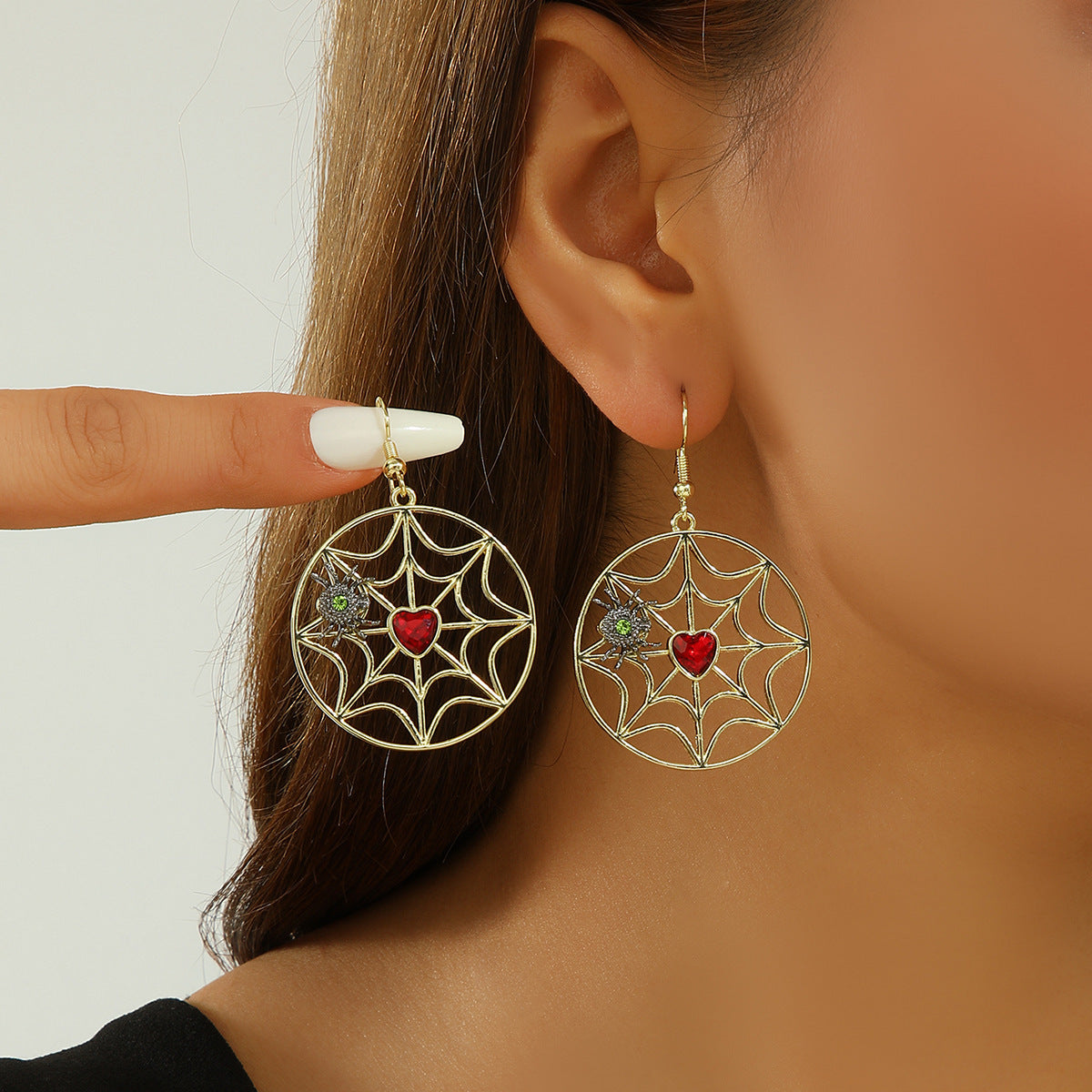 Fashionable And Personalized Spider Web Spider Pendant Earrings